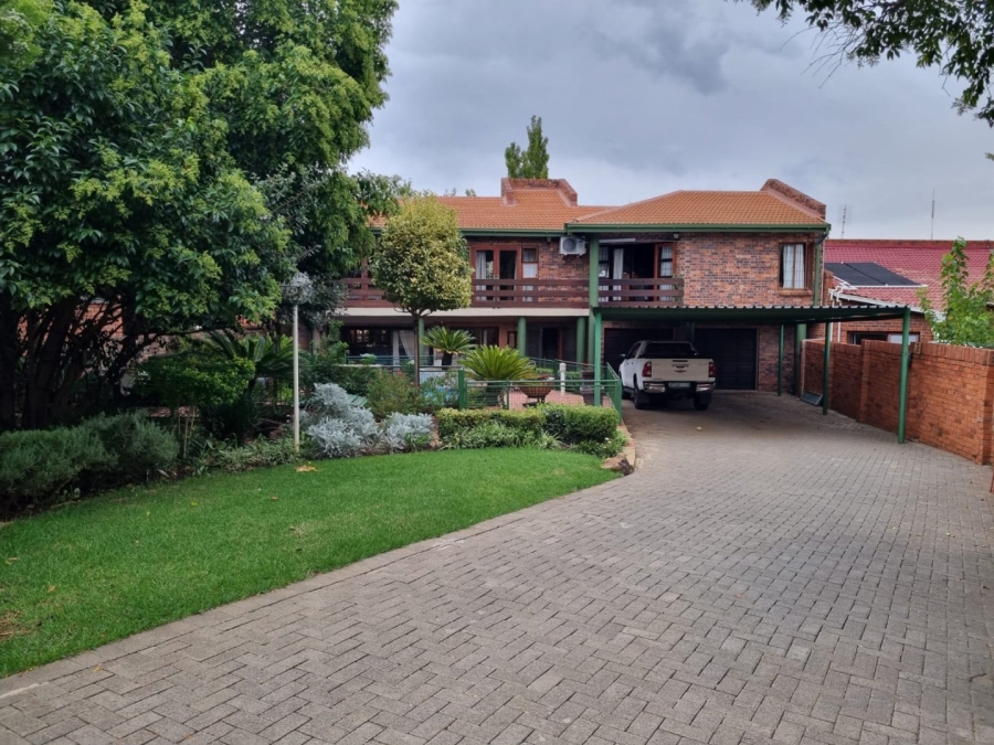 3 Bedroom Property for Sale in Bayswater Free State
